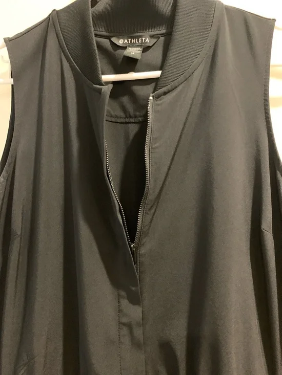 Athleta Black Sleeveless Tailored Shorts Romper - Picture 4 of 5